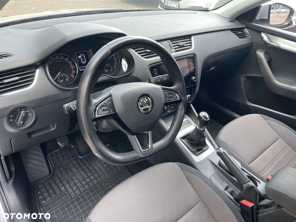 Skoda Octavia 2.0 TDI Ambition - 9