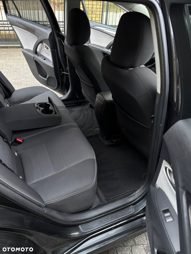 Toyota Avensis 2.0 D-4D Prestige - 13