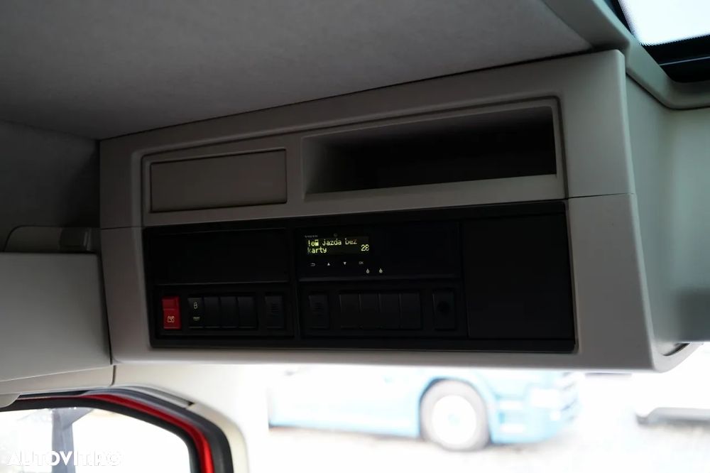 Volvo FM 430 / FULL ADR / GREUTATE: 6.500 KG / CABINĂ JOSĂ / 2022 / DUPĂ CONTRACT DE SERVICE GOLD / - 30