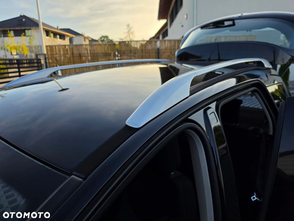 Peugeot 308 100 VTi Urban Move First Edition - 27