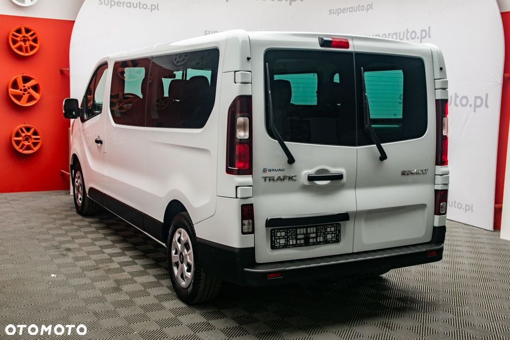 Renault Trafic - 12
