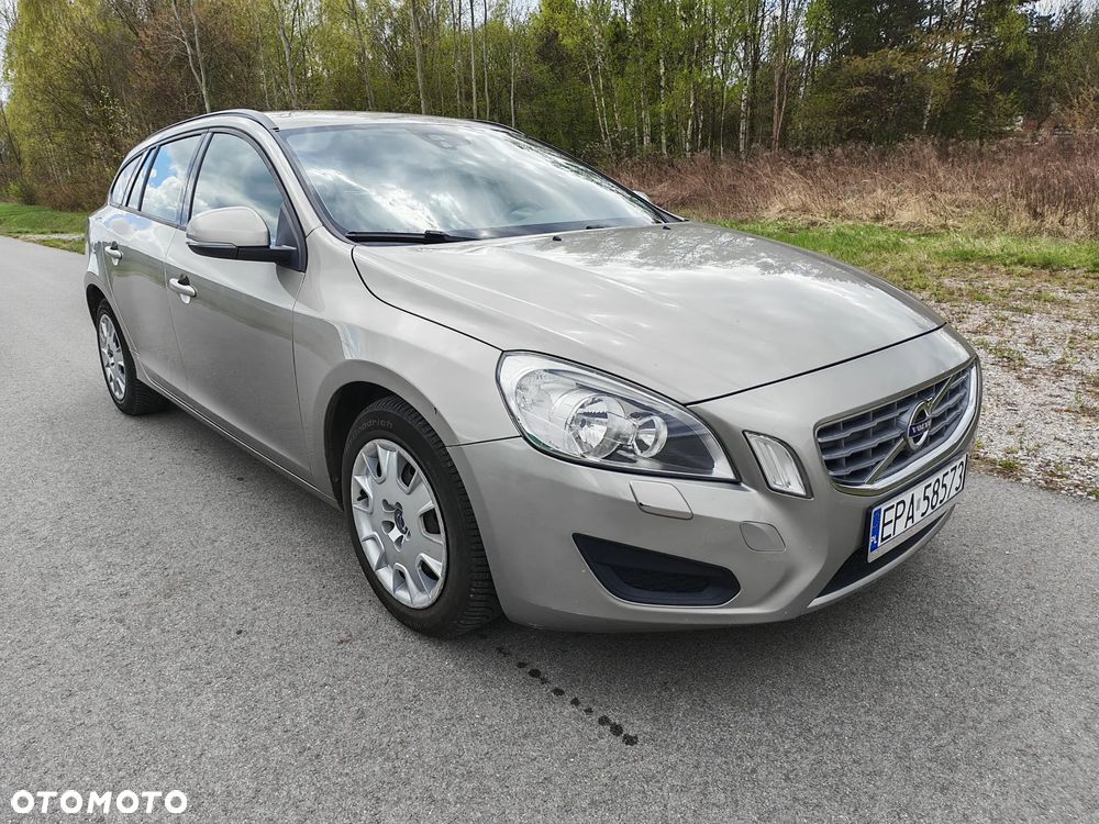 Volvo V60 DRIVe Kinetic - 25