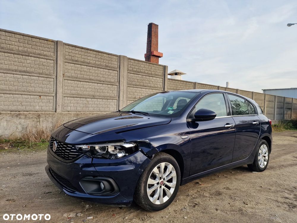 Fiat Tipo 1.6 MultiJet 16v Lounge - 2