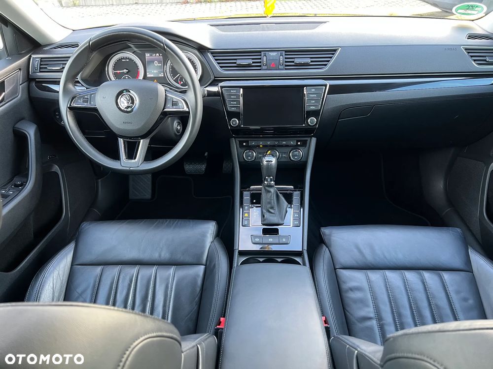 Skoda Superb 2.0 TDI 4x4 DSG L&K - 6