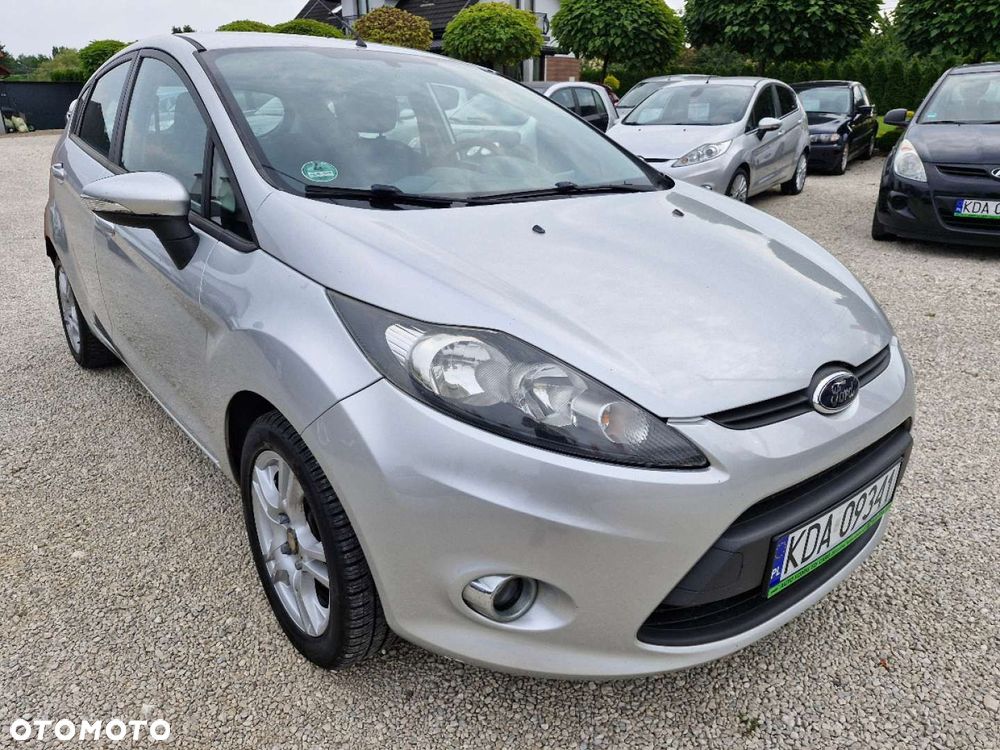 Ford Fiesta - 12