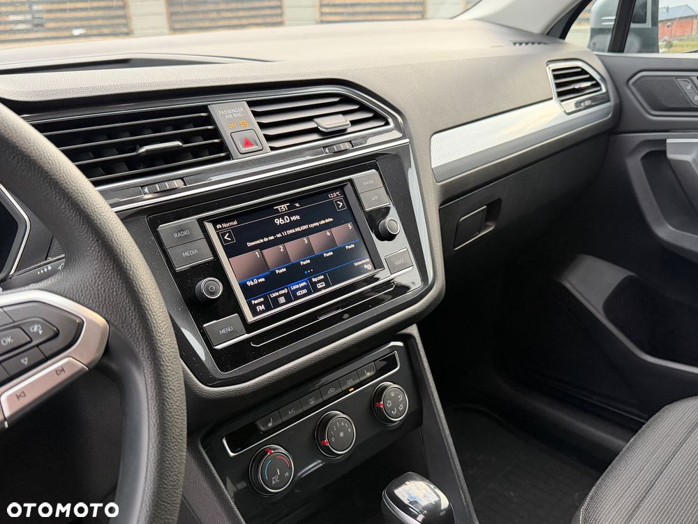 Volkswagen Tiguan - 21