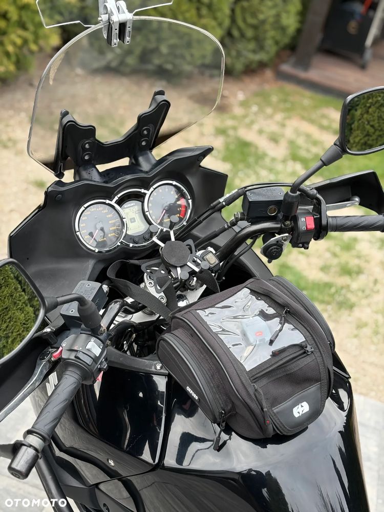 Suzuki V-STROM - 19