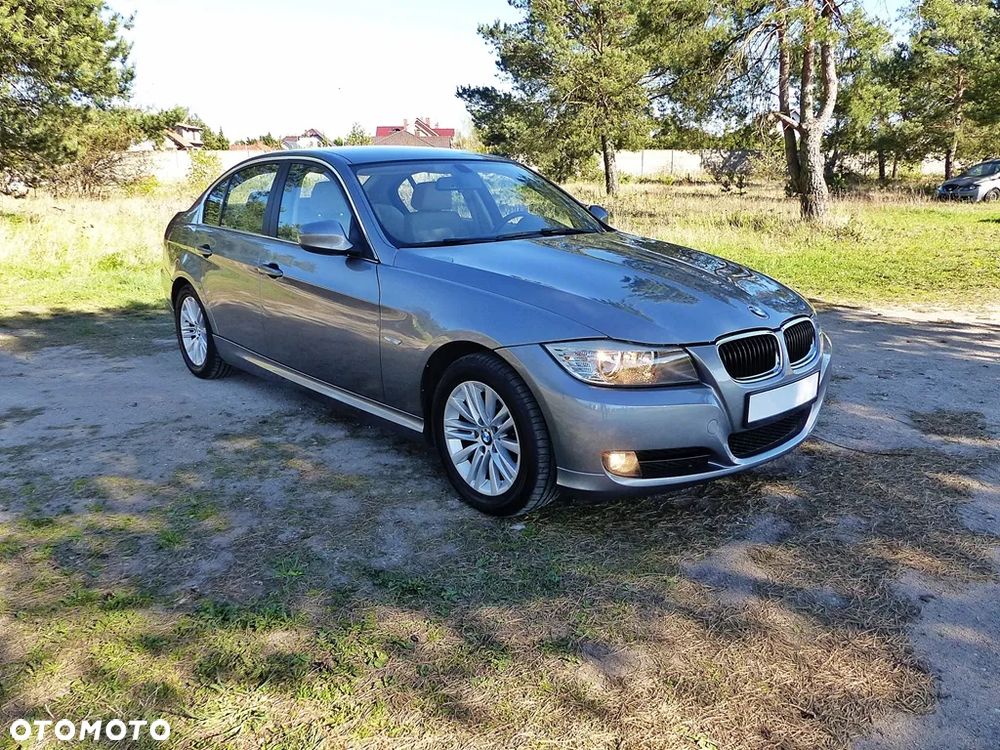 BMW Seria 3 318i Edition Exclusive - 3