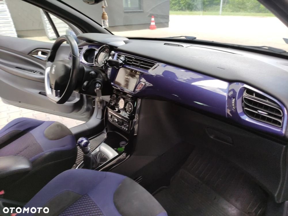 Citroën DS3 1.6 e-HDi SoChic - 20