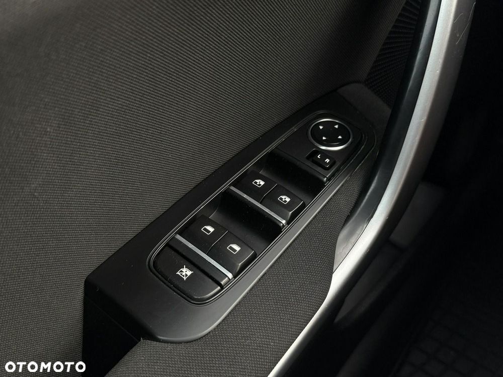 Kia Ceed 1.5 T-GDI M - 16