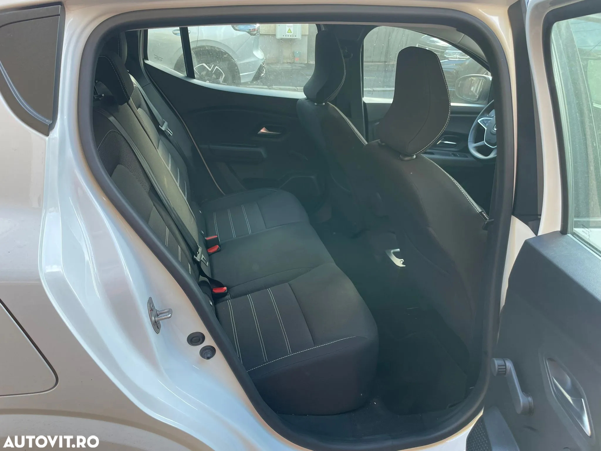 Dacia Sandero SCe 65 City - 12