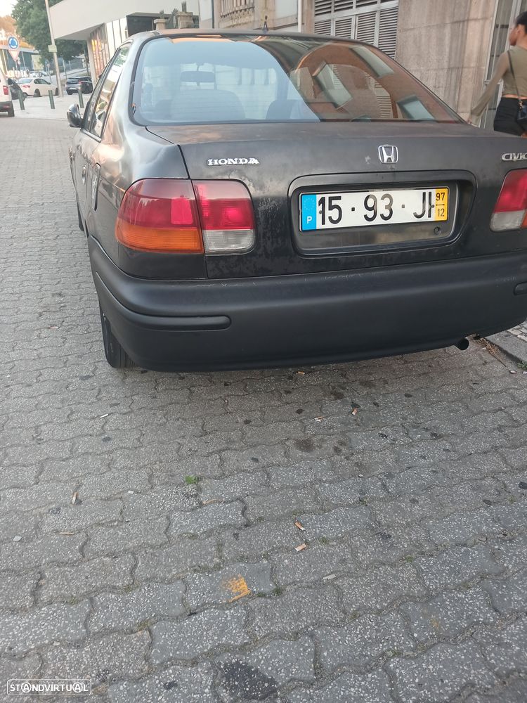 Honda Civic 1.4i S - 11