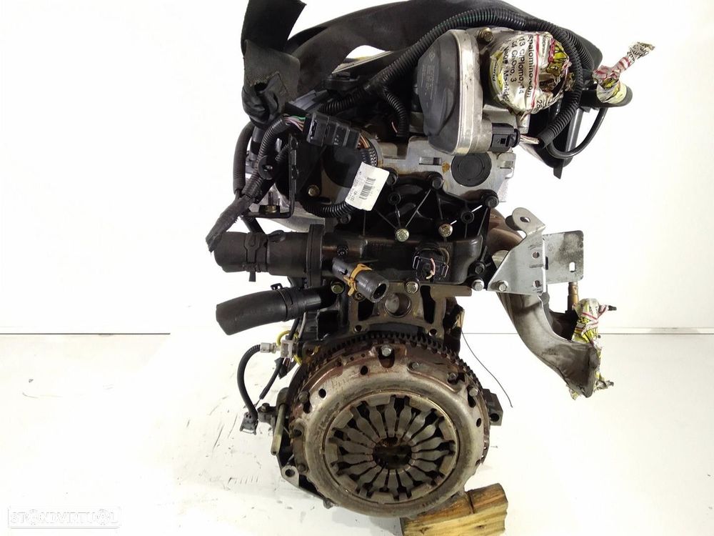 MOTOR COMPLETO RENAULT LAGUNA II 2005 -K4M5716 - 3
