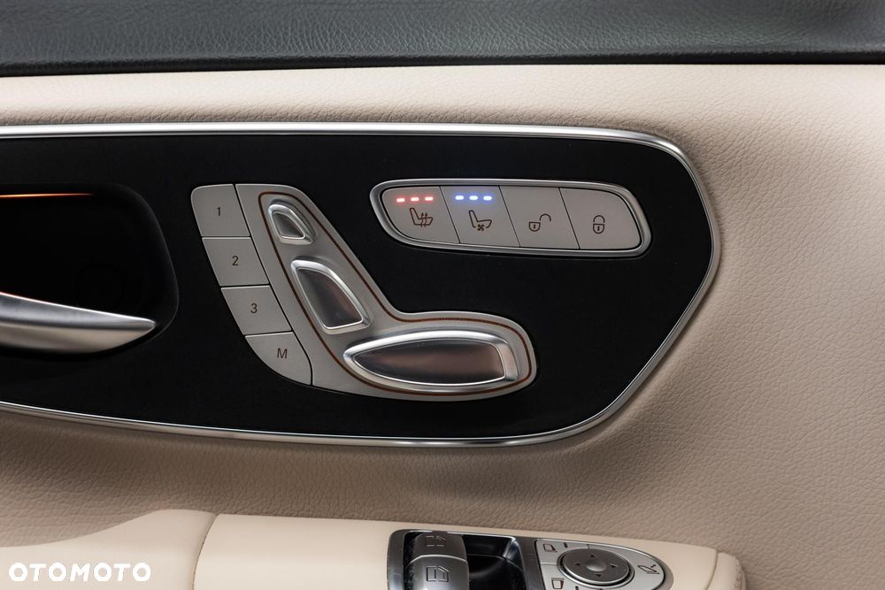 Mercedes-Benz Klasa V 250 (BlueTEC) d Avantgarde 7G-Tronic (długi) - 26