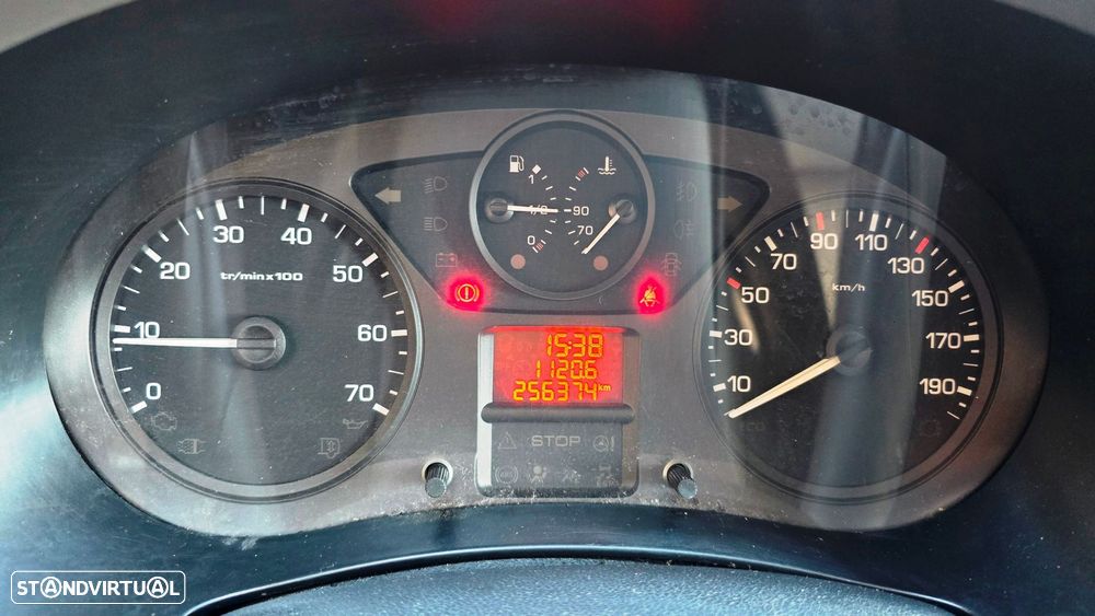 Citroën Berlingo 1.6 HDi 800 3L Longo - 3