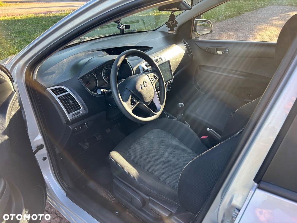Hyundai i20 - 5
