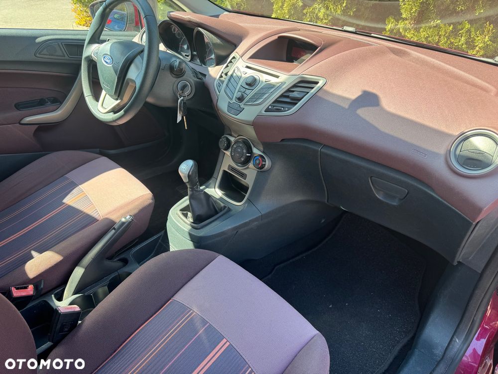 Ford Fiesta 1.25 Champions Edition - 12