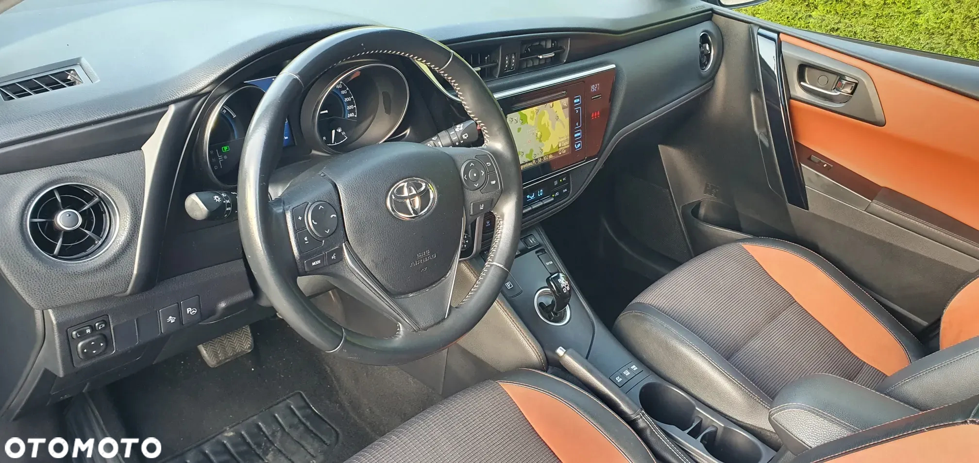 Toyota Auris - 23