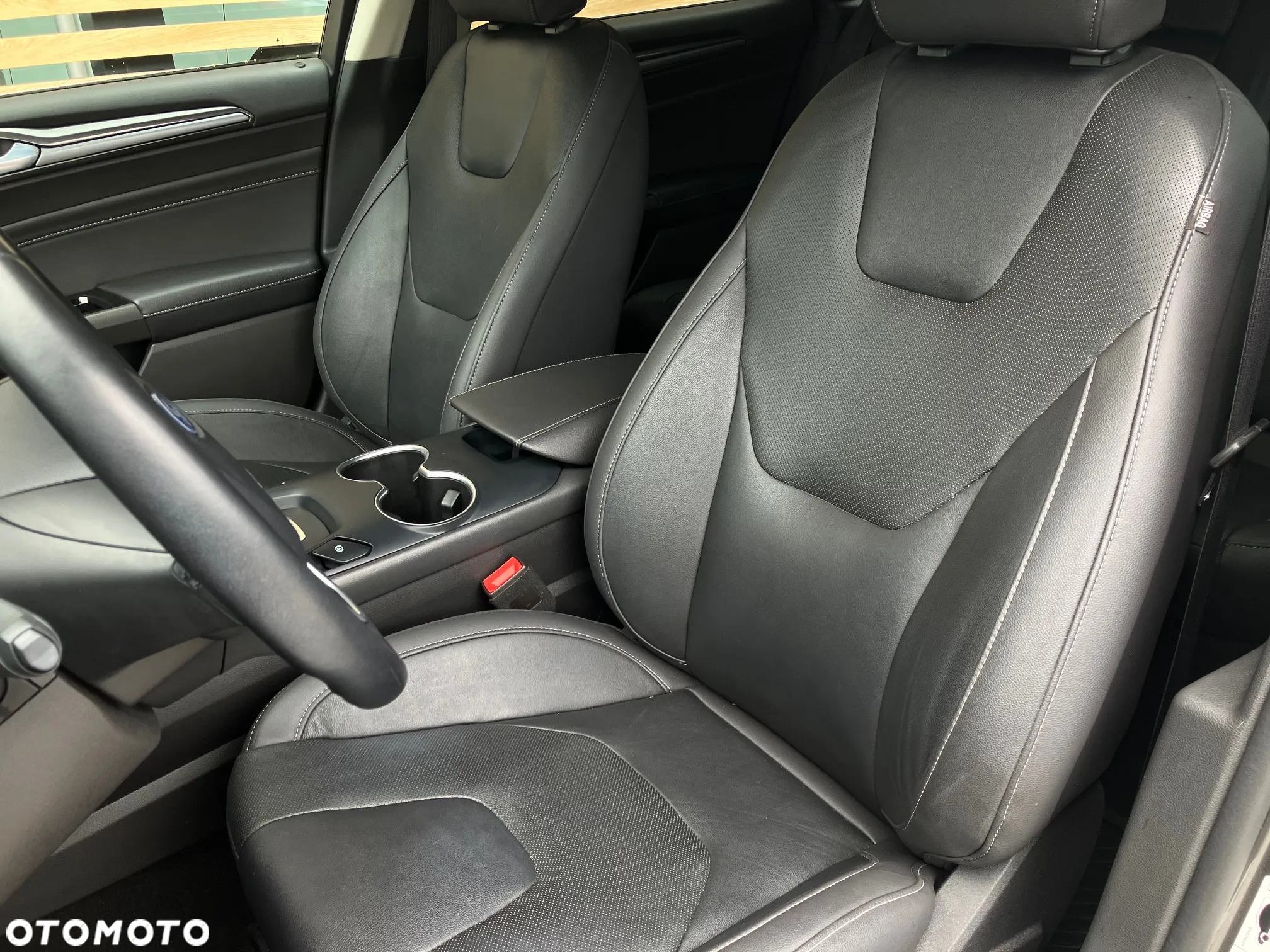Ford Mondeo 2.0 EcoBlue Titanium AWD - 39
