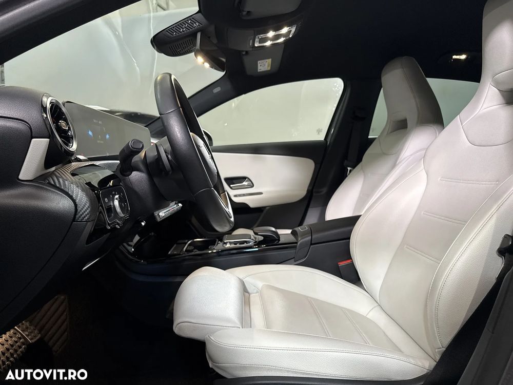 Mercedes-Benz A 200 7G-DCT - 24