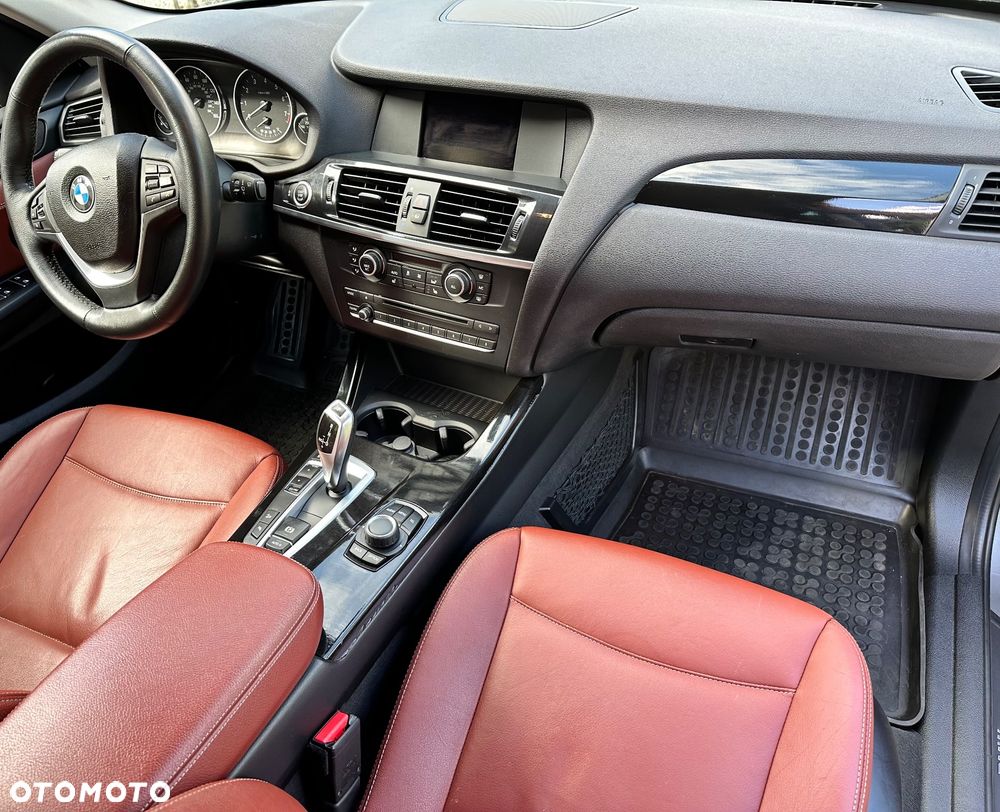 BMW X3 xDrive35i Advantage sport - 12