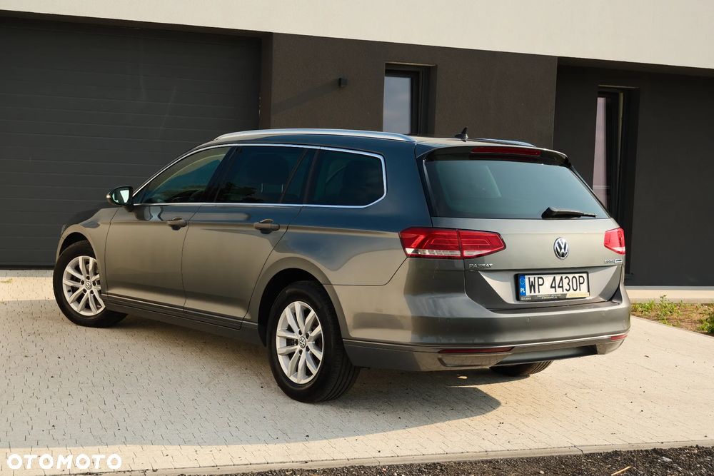 Volkswagen Passat 2.0 TDI BMT Comfortline - 19