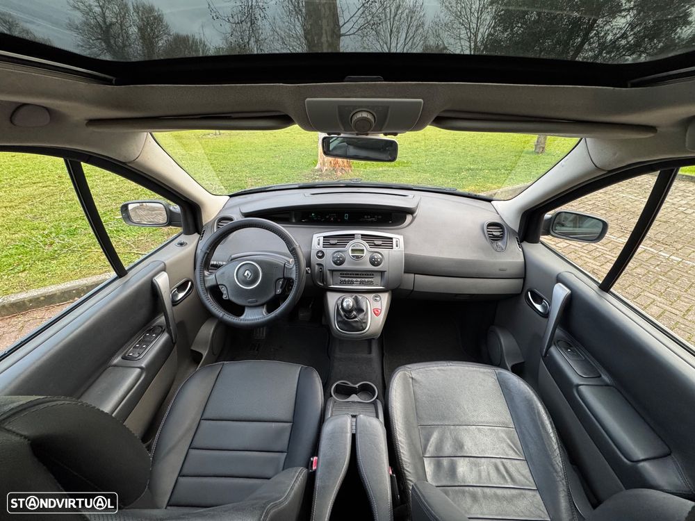Renault Scénic 1.5 dCi Dynamique S - 11