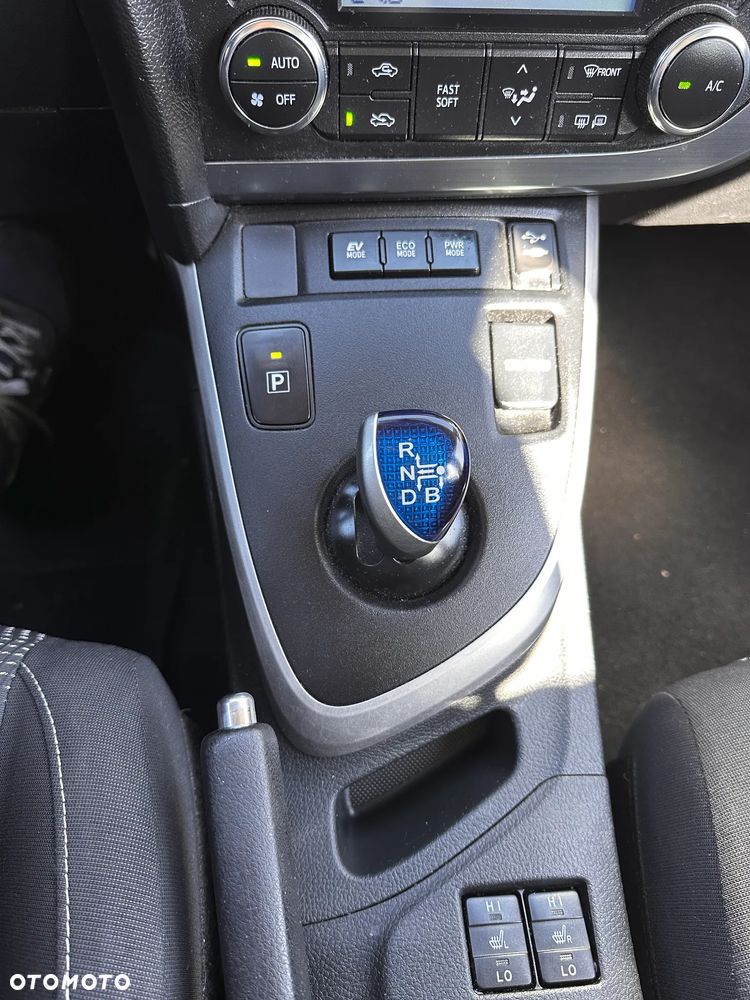 Toyota Auris - 15