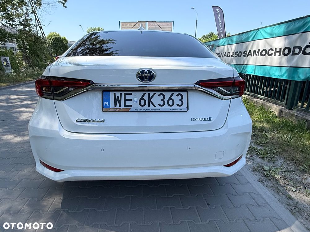 Toyota Corolla 1.8 Hybrid Comfort - 17