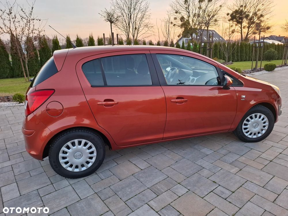 Opel Corsa 1.4 16V Satellite - 22