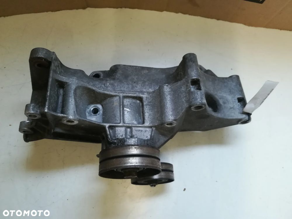 ŁAPA ALTERNATORA 032145169Q VW GOLF IV, BORA - 2