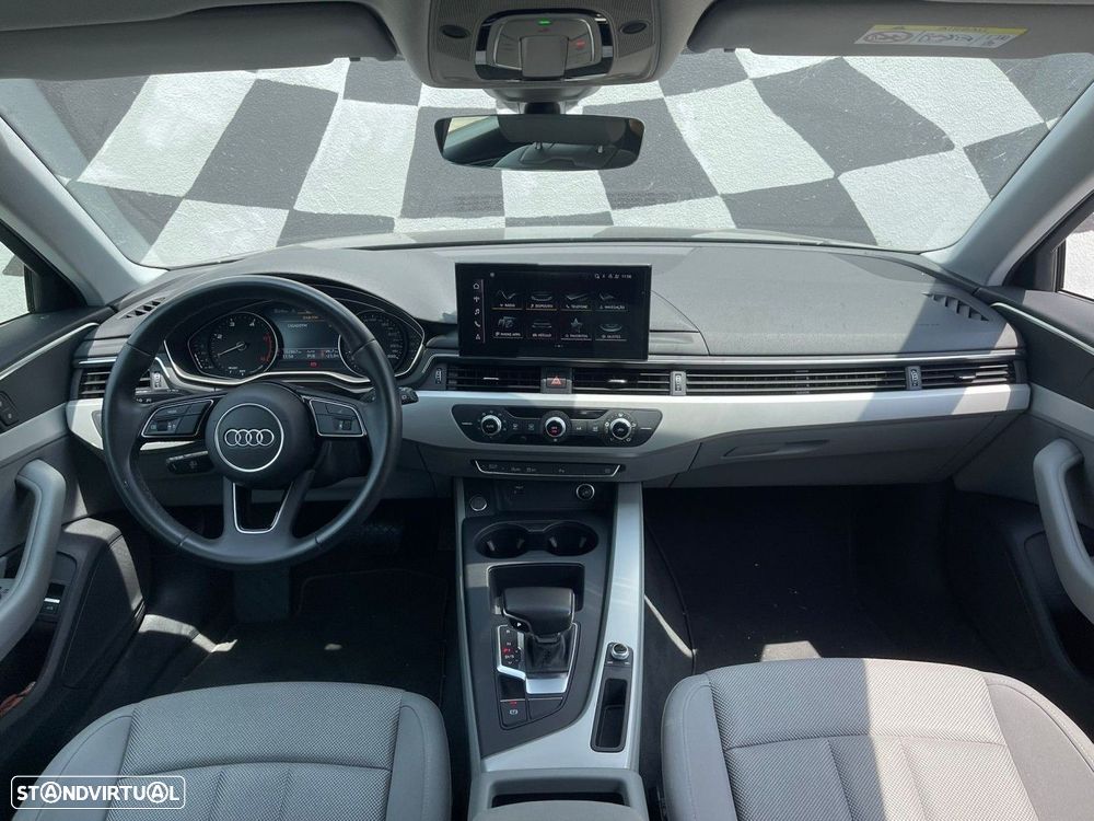 Audi A4 Avant 30 TDI Advanced S tronic - 2