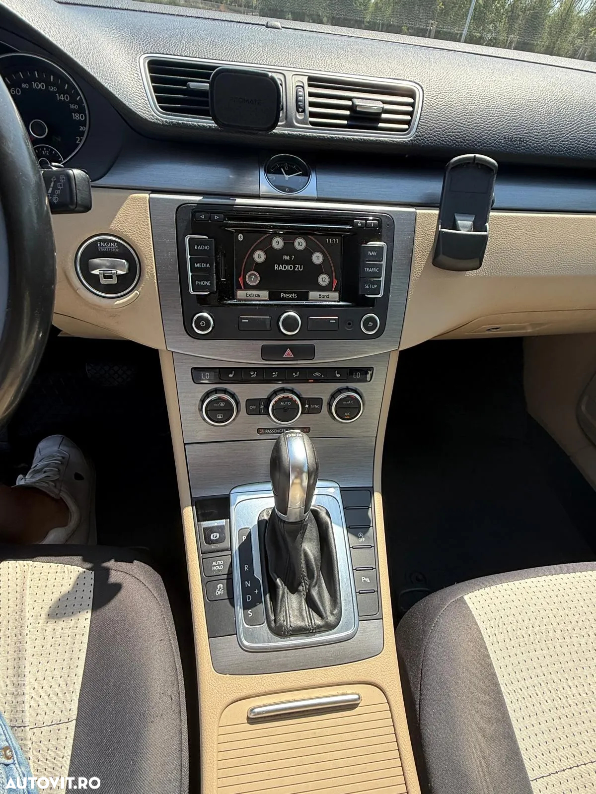 Volkswagen Passat Variant 2.0 TDI Blue TDI DSG Comfortline - 4