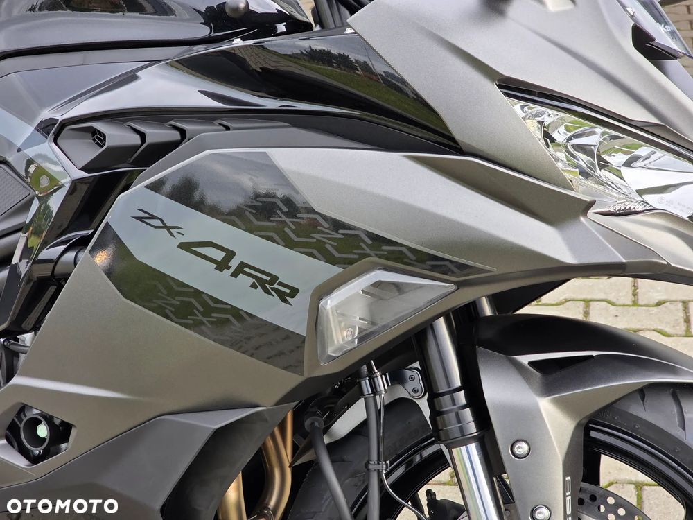 Kawasaki Ninja - 8