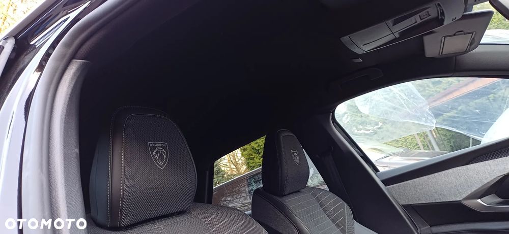 Peugeot 3008 1.2 PureTech mHEV Allure e-DCS6 - 12