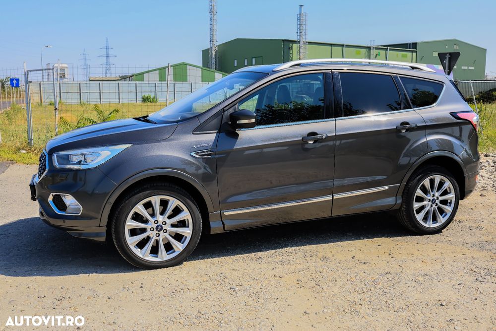 Ford Kuga 2.0 TDCi 4WD Powershift Vignale - 3