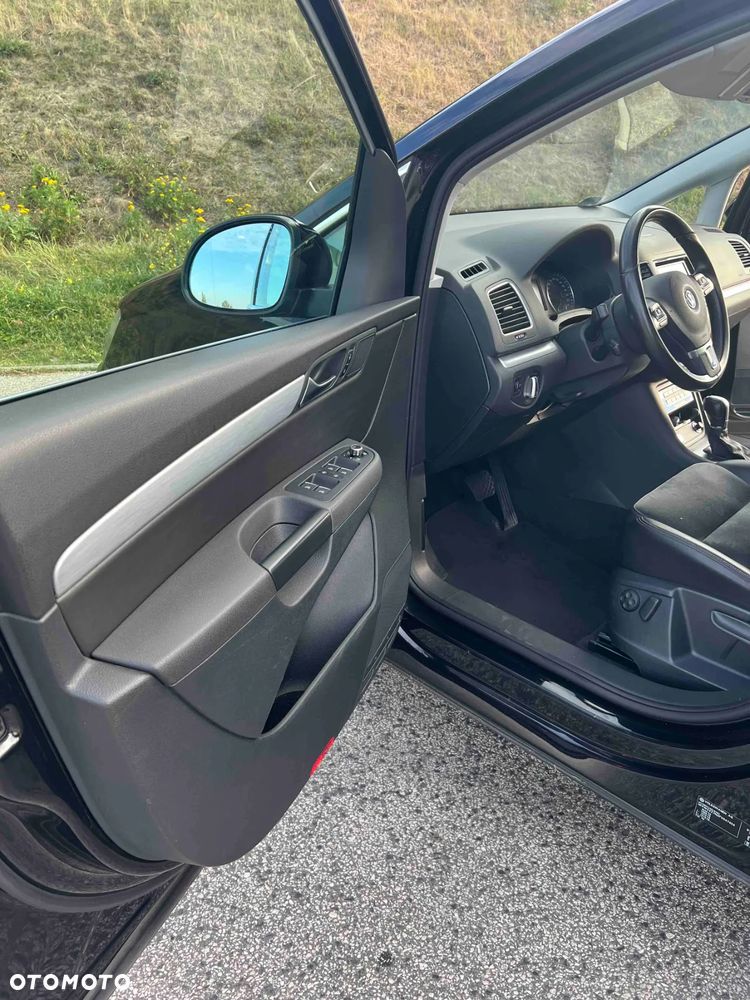 Volkswagen Sharan 2.0 TDI Highline DSG - 13