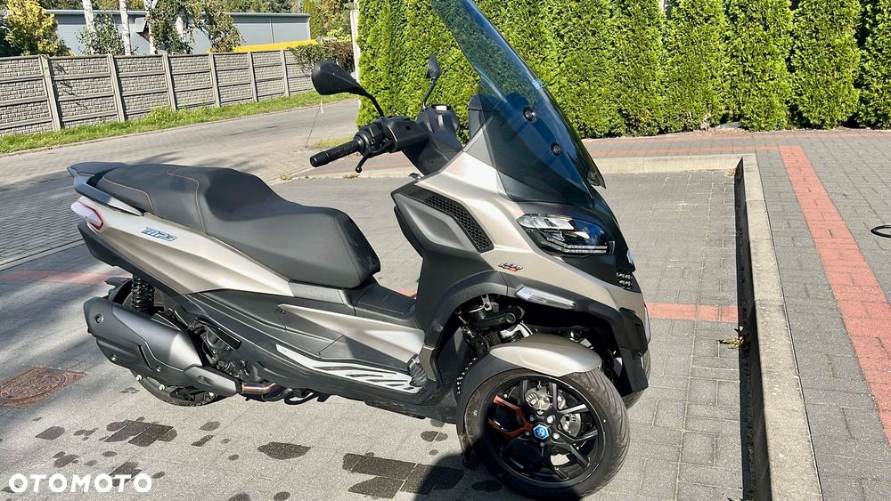 Piaggio MP-3 - 3