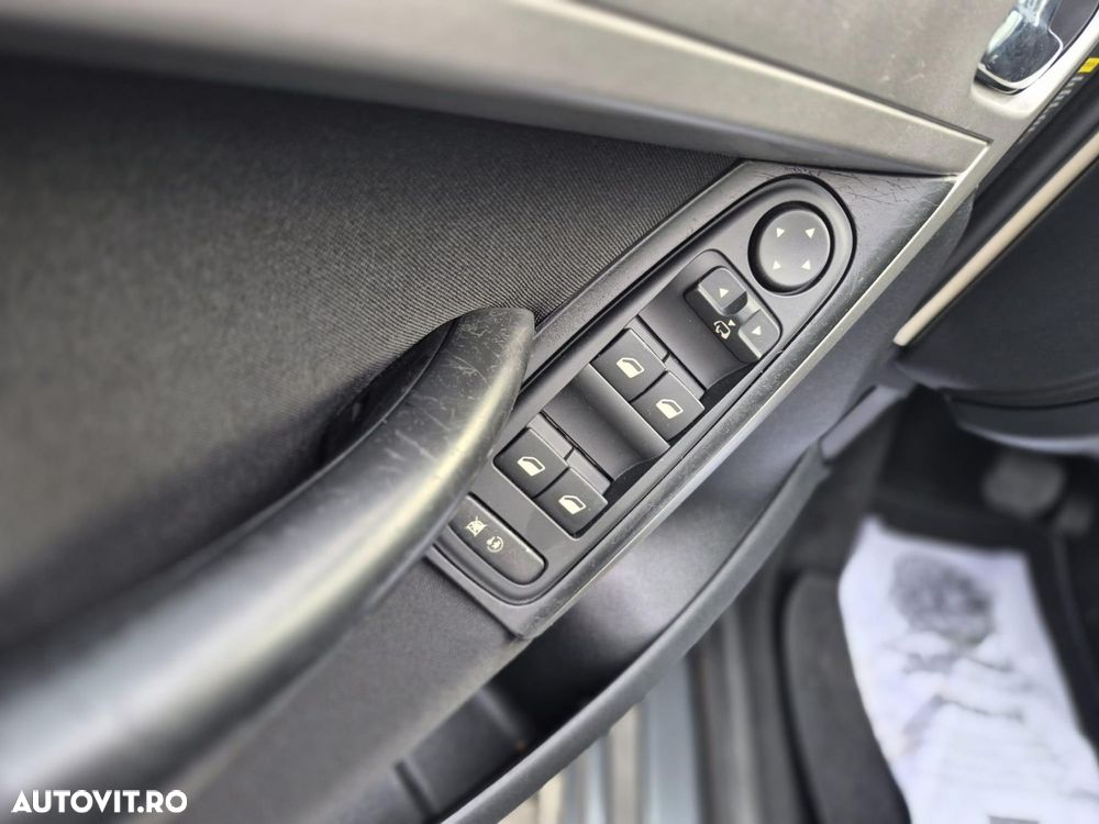 Citroën C4 Picasso - 12