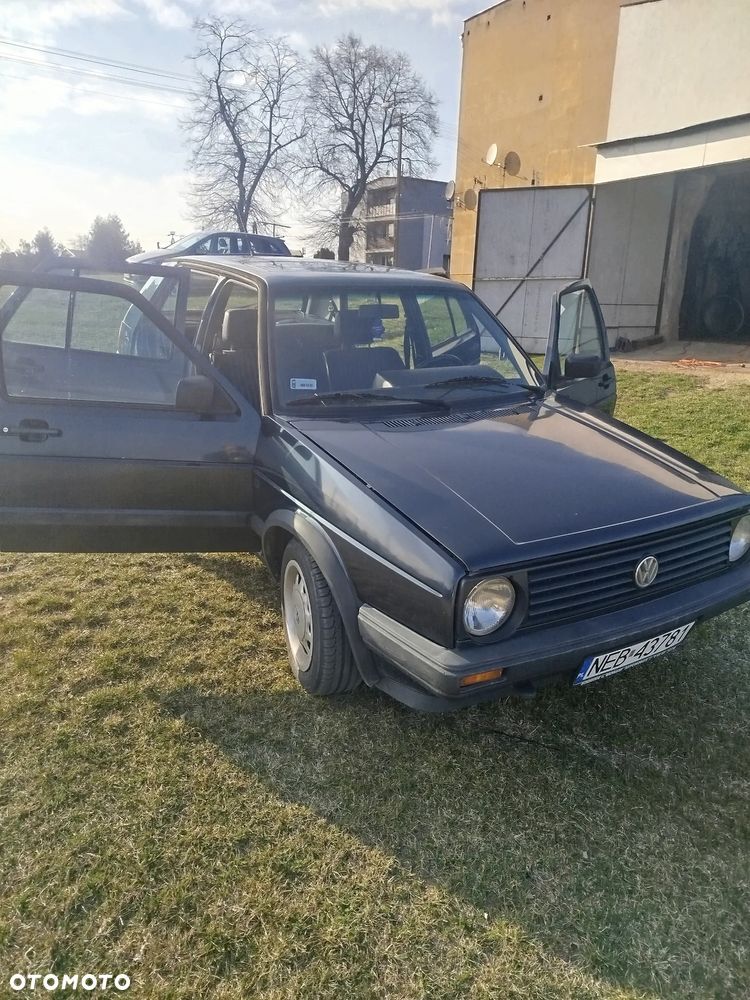 Volkswagen Golf - 25