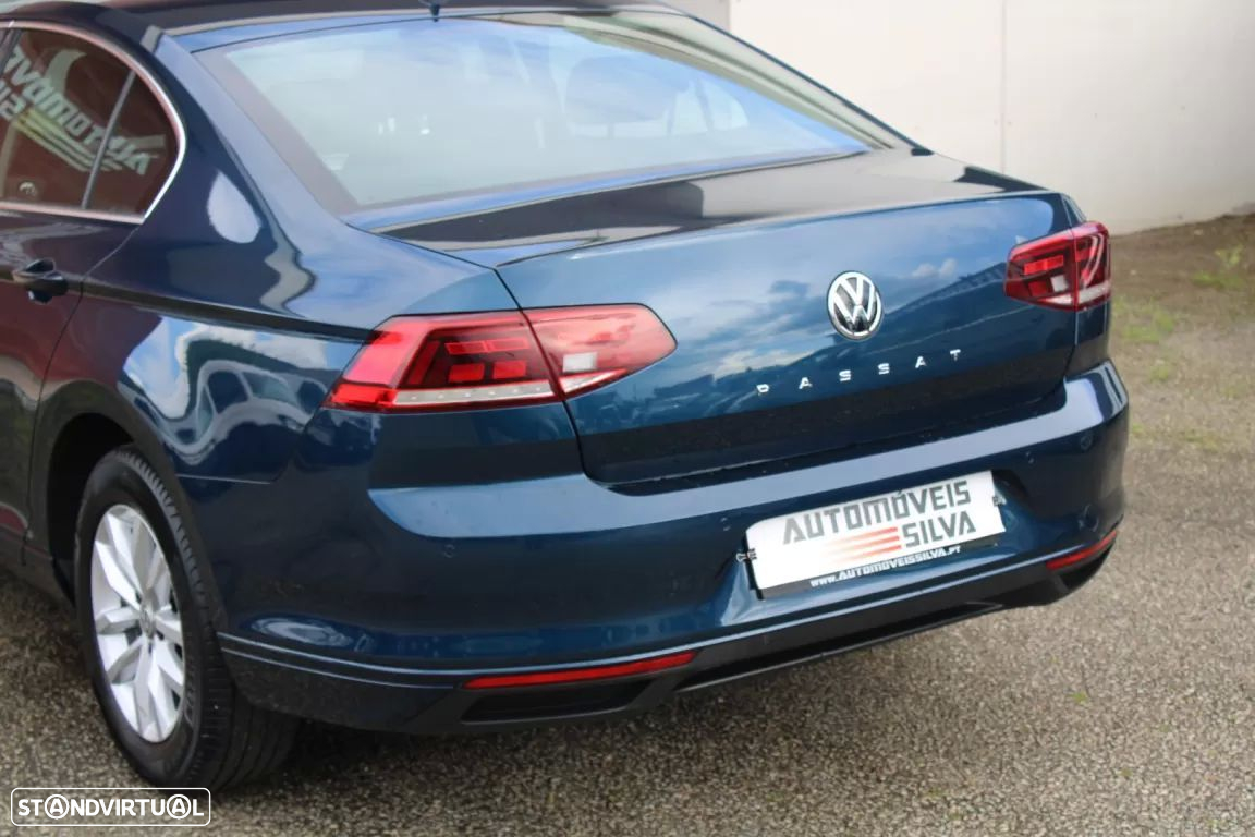 VW Passat 2.0 TDI Confortline - 15