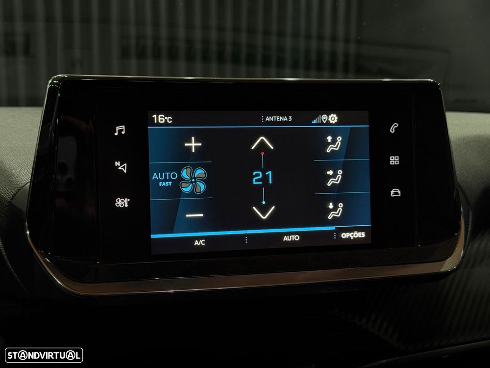 Peugeot 2008 1.2 PureTech Allure Pack - 23