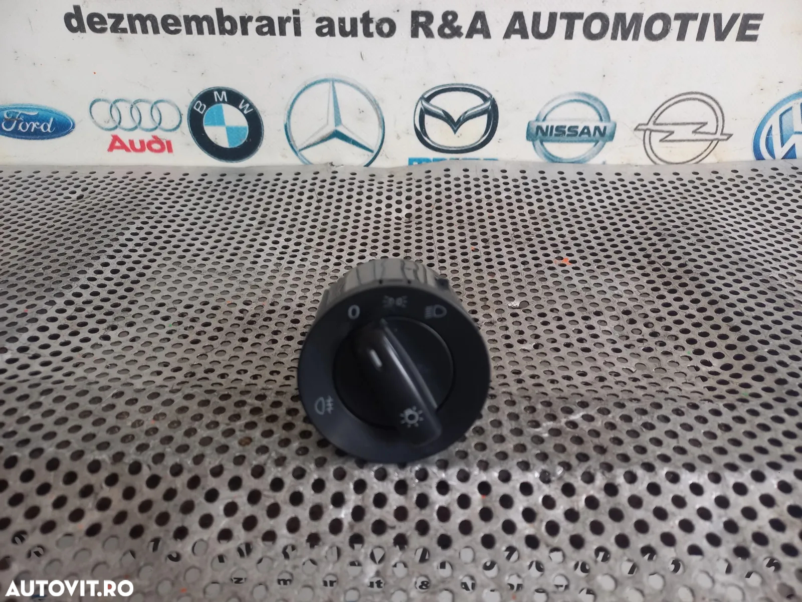 Bloc Lumini Vw Golf 5 Jetta Caddy Passat Touran Cod 1KBB - 3