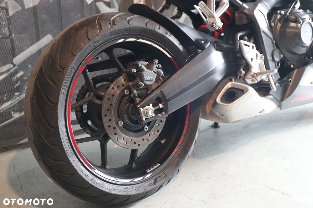 Honda CBR - 24