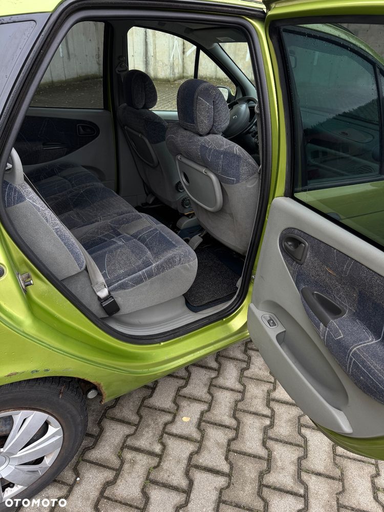 Renault Scenic Megane 1.6 RT 16V - 21