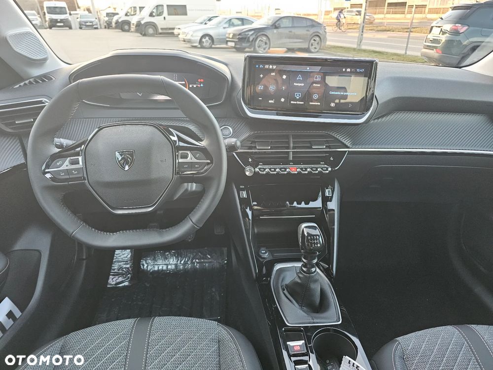 Peugeot 208 1.2 PureTech Allure S&S - 7