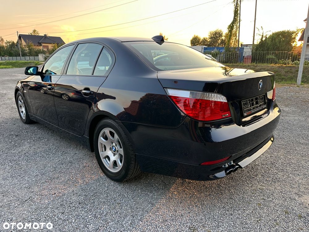 BMW Seria 5 525i - 17