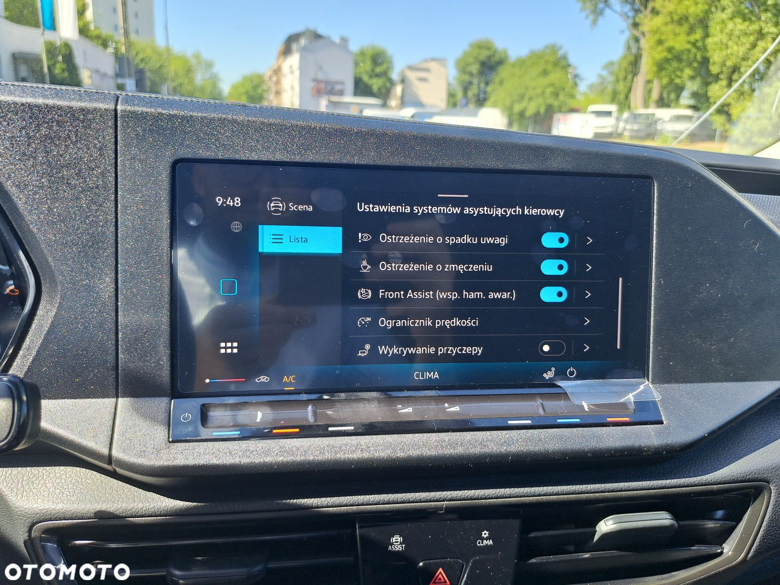 Volkswagen Caddy Maxi Cargo 2.0 TDI DSG - 12