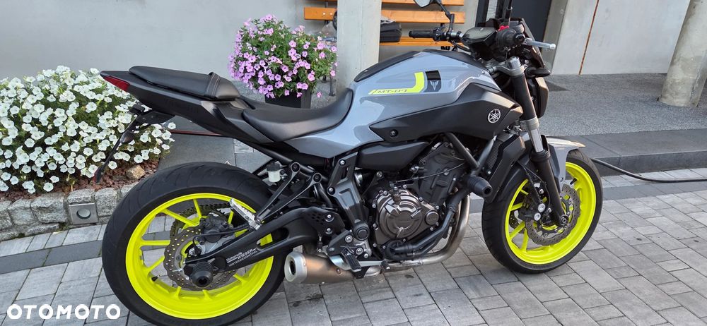 Yamaha MT - 4