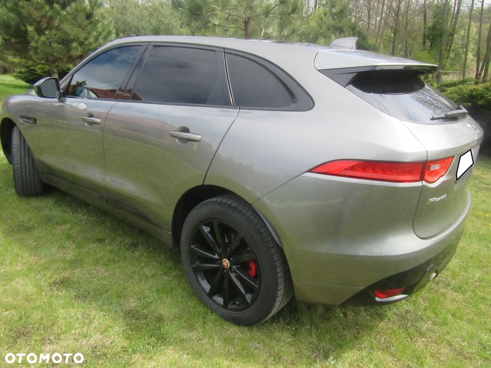 Jaguar F-Pace 30t AWD Prestige - 7